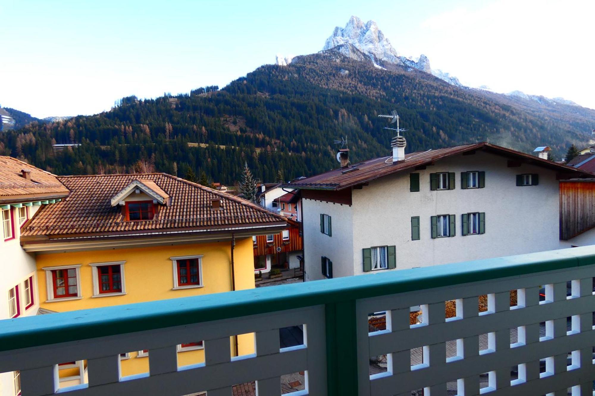 Apartamento Casa Al Mesdì Pozza di Fassa Exterior foto